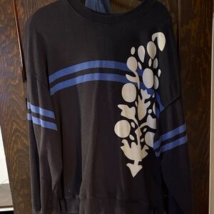 FP movement, black sweatshirt